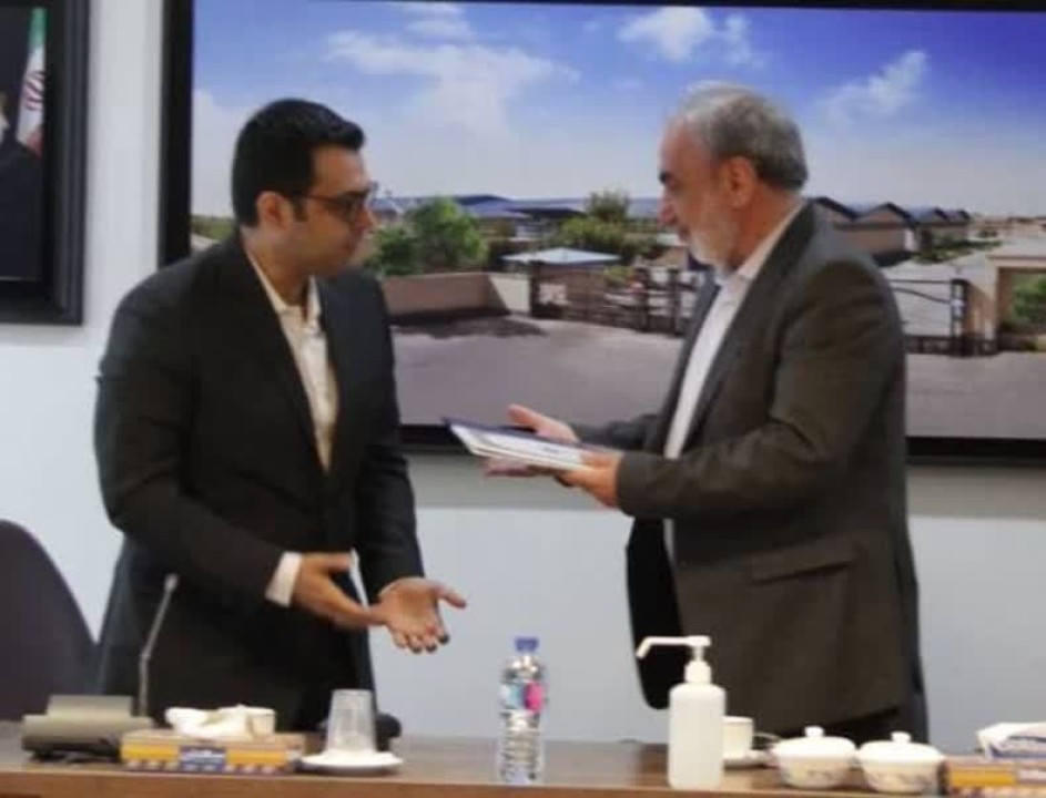 علیرضا شه پرست مدیرعامل شرکت پخش هجرت شد