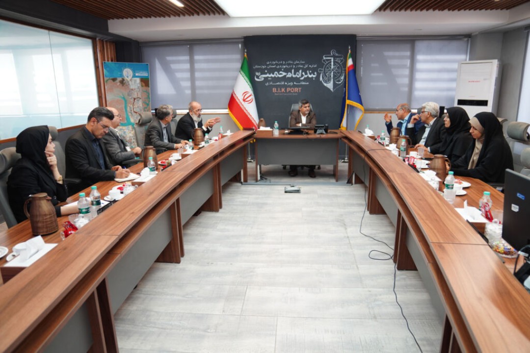 تأکید مدیرکل بنادر و دریانوردی خوزستان بر تسریع در اجرای پروژه بایواتانول پارسیان مپنا تأکید مدیرکل بنادر و دریانوردی خوزستان بر تسریع در اجرای پروژه بایواتانول پارسیان مپنا