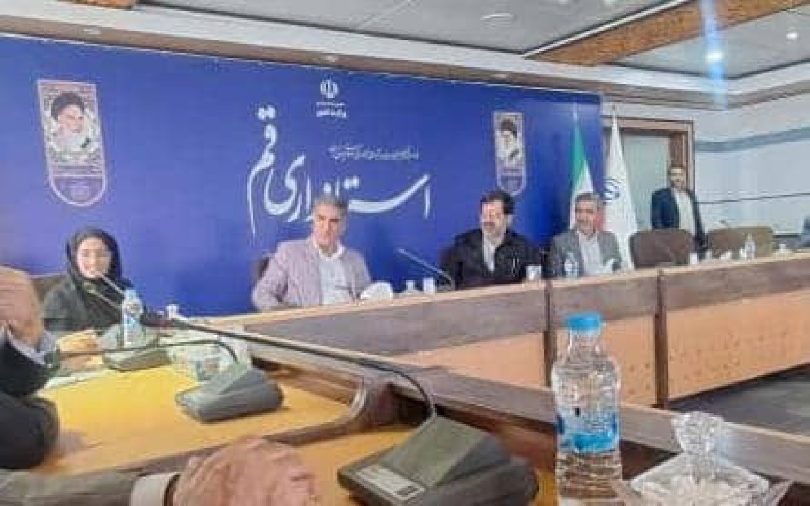 بررسی طرح شورابههای قم در جلسهای با حضور مسئولان ارشد استان و ایمپاسکو بررسی طرح شورابههای قم در جلسهای با حضور مسئولان ارشد استان و ایمپاسکو