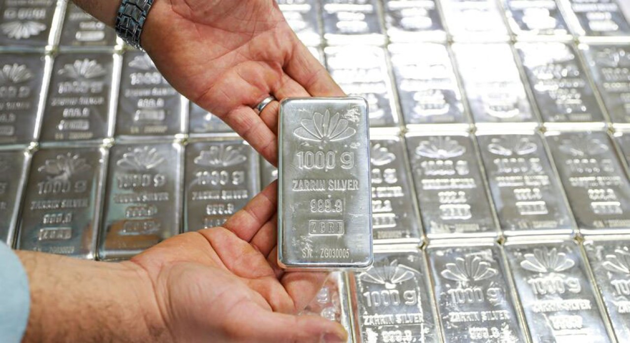 چگونه گواهی سپرده نقره بخریم؟ (راهنمای خرید شمش نقره از بورس کالا) چگونه گواهی سپرده نقره بخریم؟ (راهنمای خرید شمش نقره از بورس کالا)