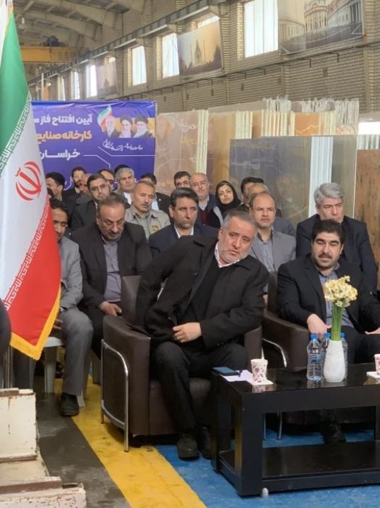 همزمان با دهه مباركه فجر و در آیین افتتاح 148 طرح صنعتی در 7 استان كشور، طرح صنایع سنگ پاسارگاد افتتاح شد