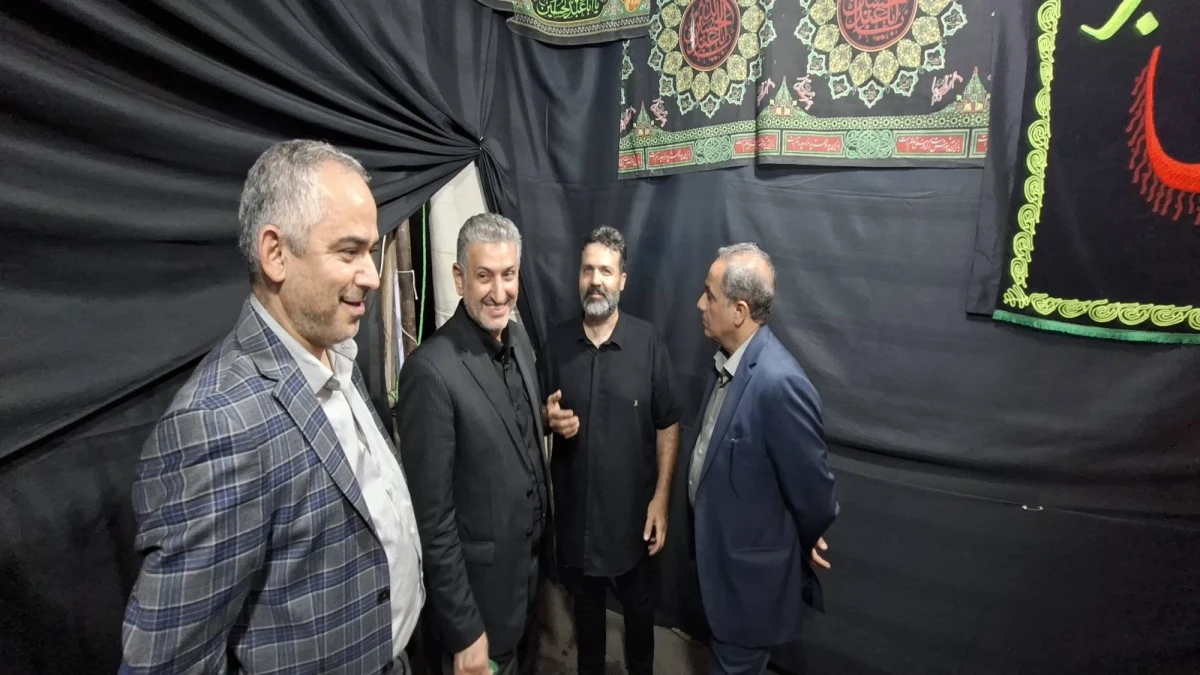 بازدید سرپرست مدیر عامل بانک سرمایه از موکب جاماندگان اربعین