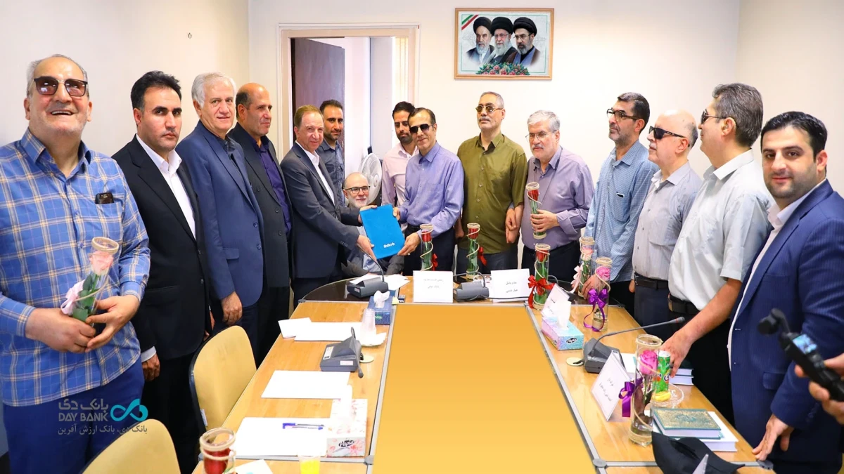 خدمت به جامعه ایثارگری افتخار «بانک دی» است