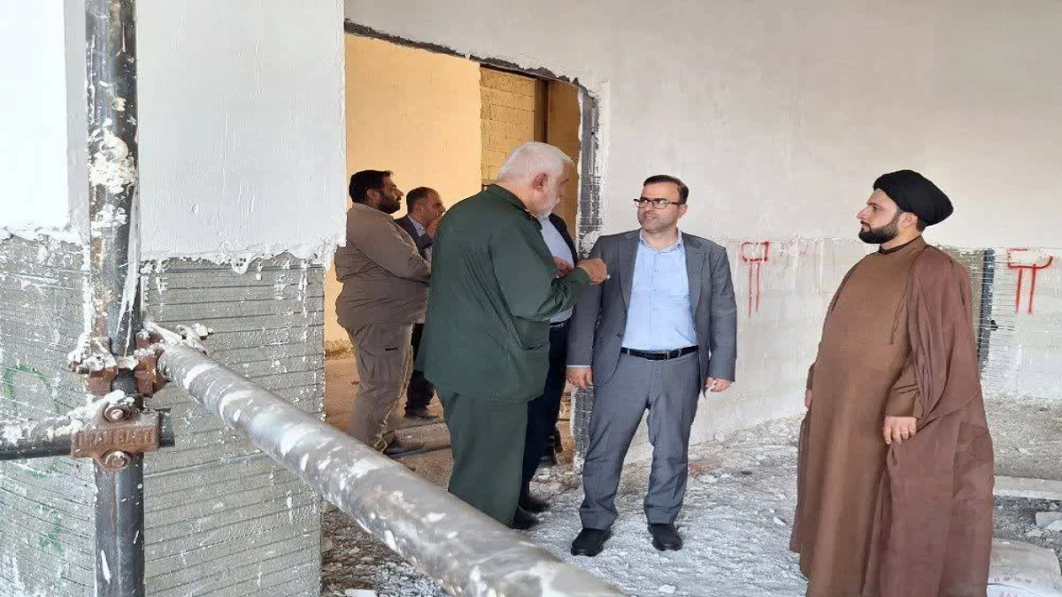 بازدید مدیرعامل شرکت ملی حفاری ایران از موزه دفاع مقدس خوزستان