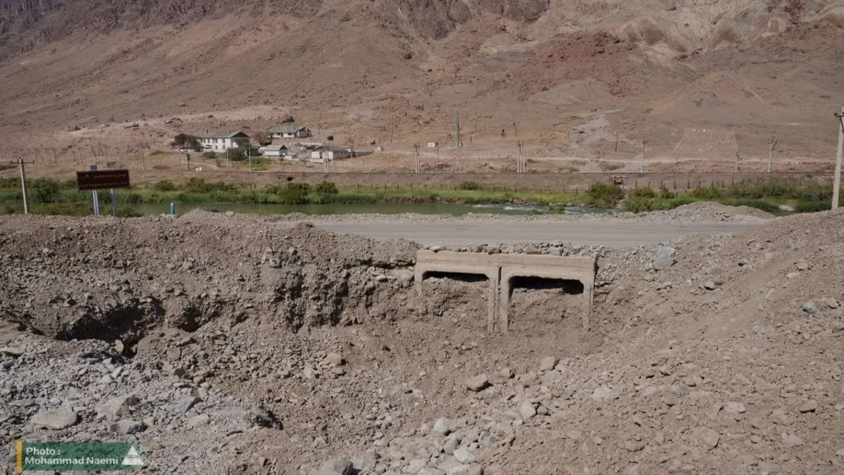 آغاز لایروبی مسیل های مسیر پارک کوهستان و فازهای صنعتی
