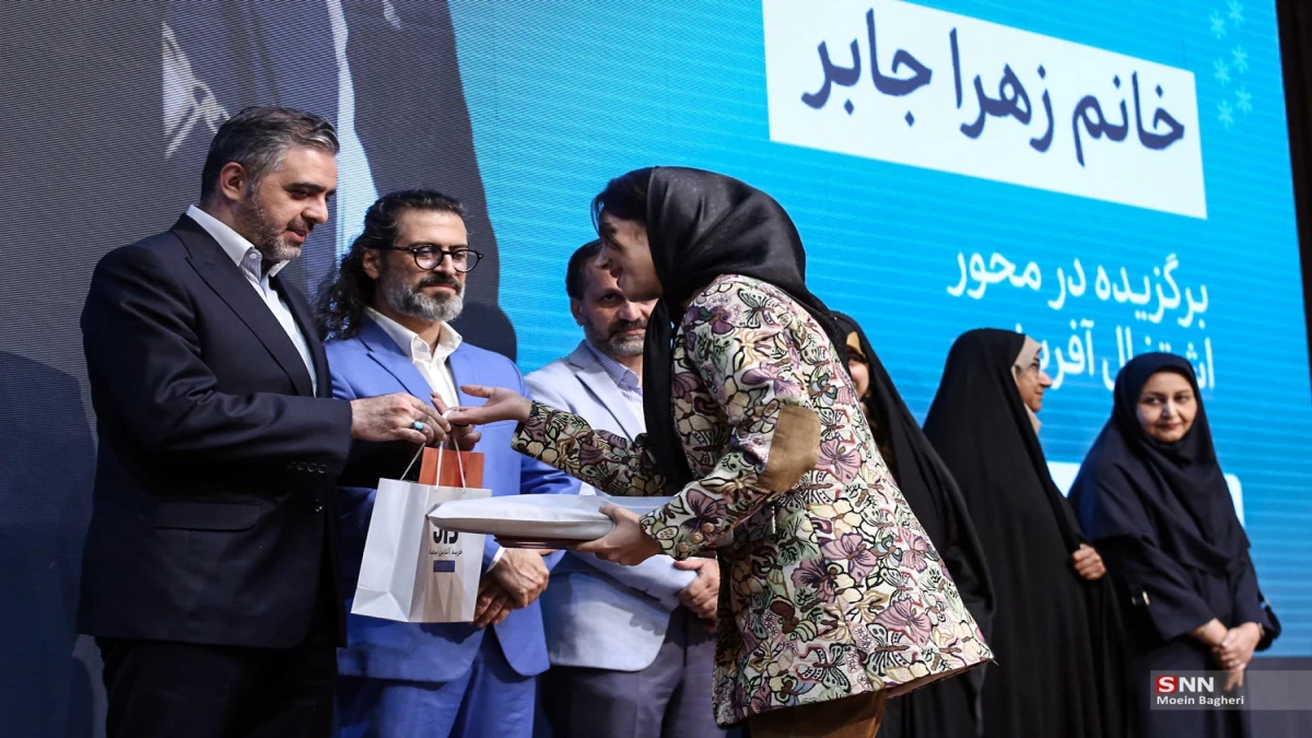 دال، همراه کسب‌وکارهای خلاق بانوان در مسیر توانمندسازی و توسعه