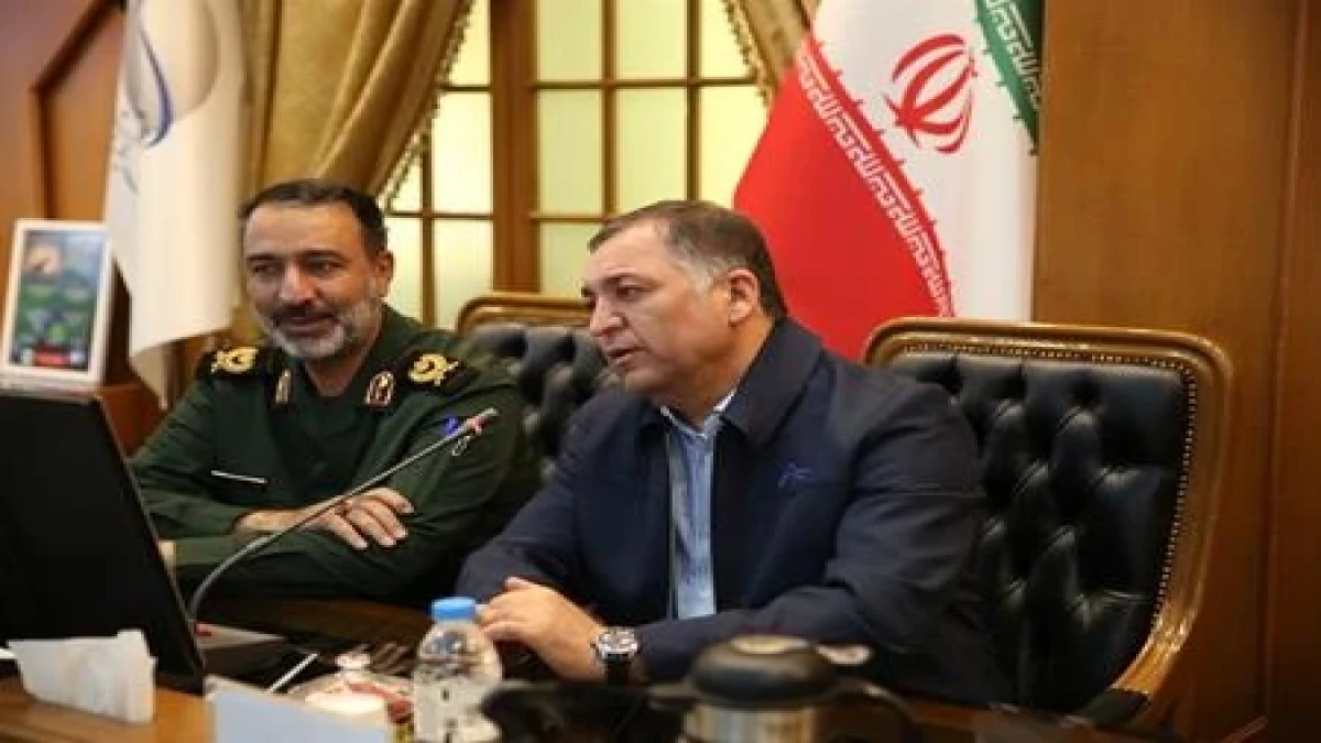 تقدیر فرمانده سپاه روح‌الله از رزمندگان جبهه اقتصادی در پتروشیمی شازند